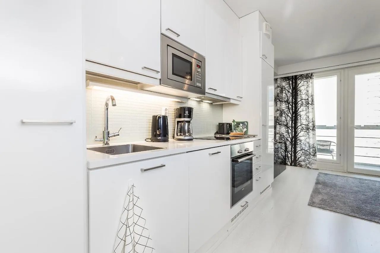 Go Happy Home Apartments Хельсинки